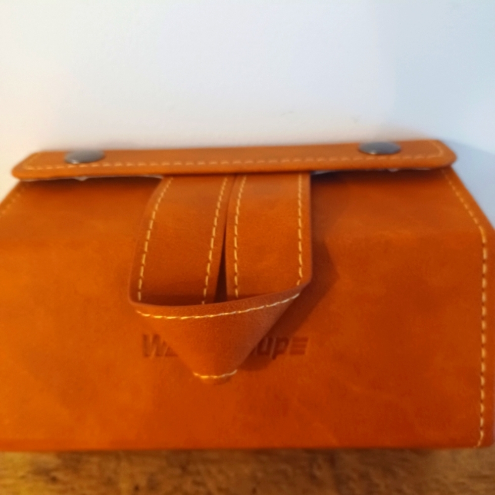 Vintage West Groupe Tan Leather Jewelry Case